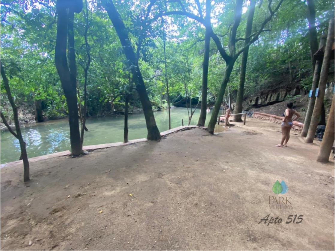 Flat Park Veredas com Vista Piscina Frigobar e Fogão Rio Quente Exterior foto